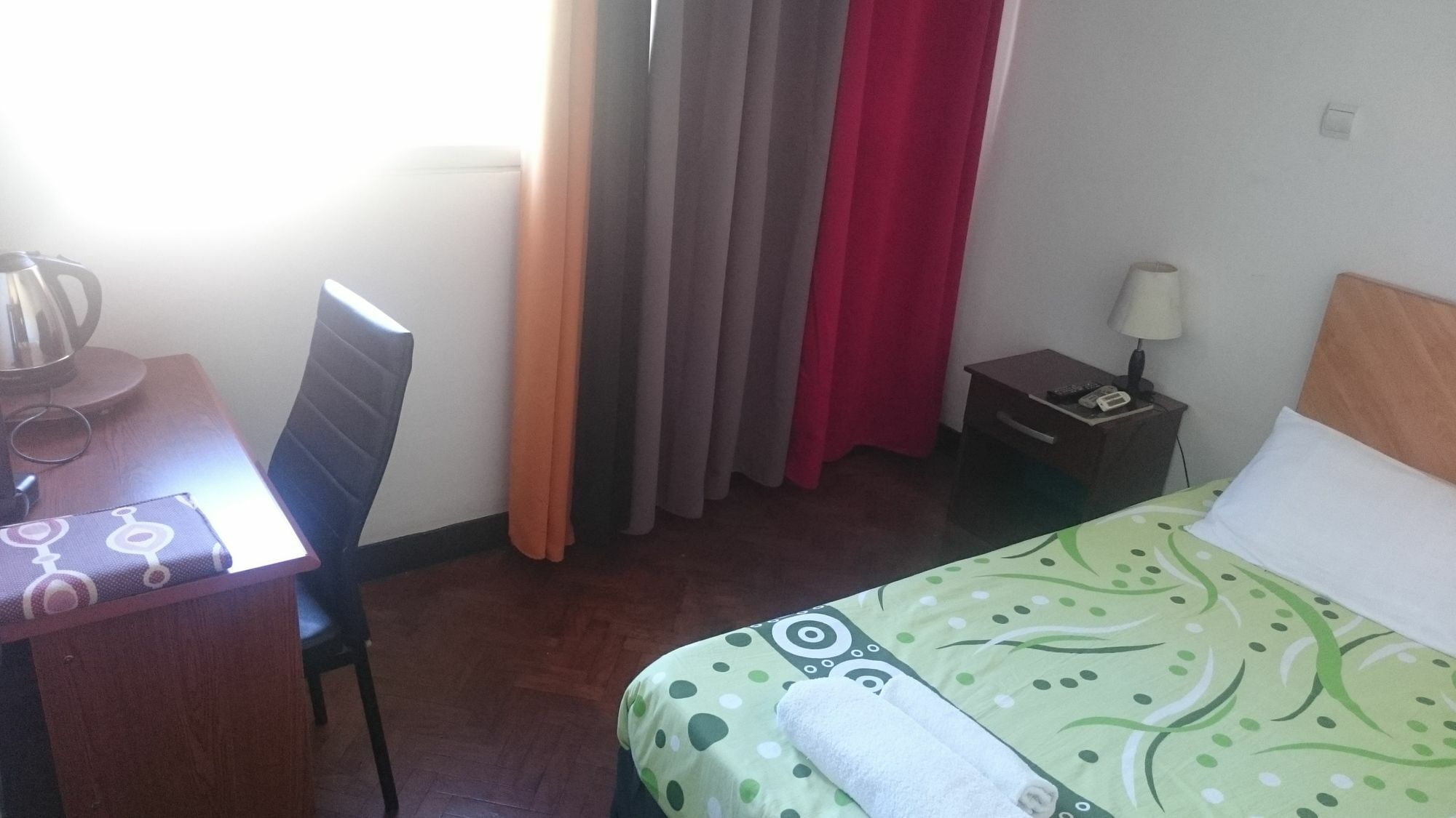 The Quiet Corner Guest House มาปูโต ภายนอก รูปภาพ